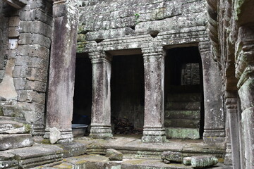 Fototapeta na wymiar Columns, Entablature, and Stairway at The Bayon, Angkor Thom, Siem Reap
