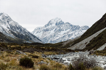 Fototapeta na wymiar The iconic half day Hooker Valley Track hike at Mt Cook in New Zealand
