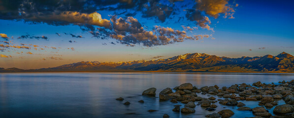 风景（中国、赛里木湖）