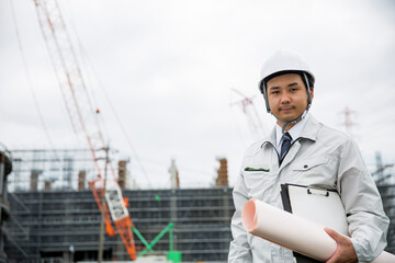 仕事風景、施工管理の仕事、現場監督のイメージ、