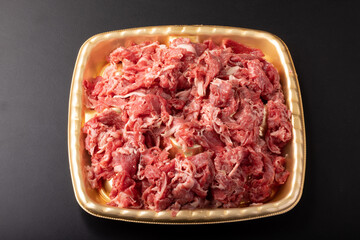 国産黒毛和牛もも・肩・バラ切り落とし