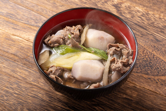 ［山形県］山形芋煮　牛肉醤油味