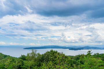 夏の瀬戸内海(香川県あじ竜王山公園から撮影)