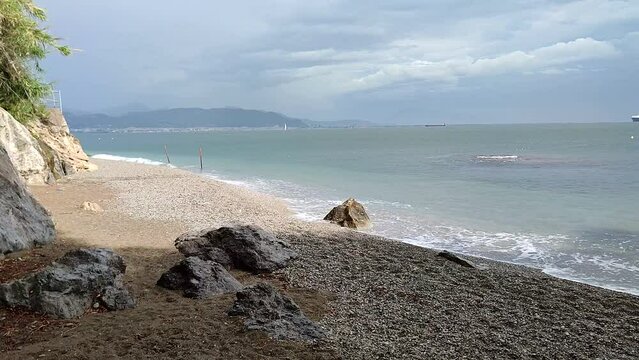 Vietri sul Mare - Panoramica della spiaggetta con accesso privato