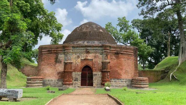 n Gour, the former Bengal Sultanate capital, there are archaeological remnants of the Islamic architecture of the ancient Dakhil Darwa