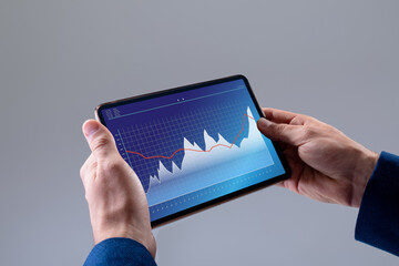 Composition of hands using tablet with data processing
