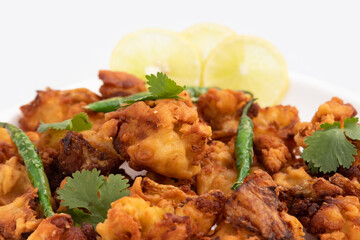 Favourite Indian Tea Time Fritters Cauliflower Pakoda Also Called Gobi Pakora Is Made Of Fresh Brassica Oleracea Florets Mixed With Bengal Gram Flour Besan, Spices, Masala And Green Vegetables