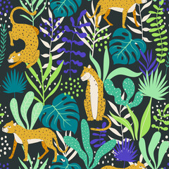 seamless pattern with leopards and tropical leaves
- 528947357