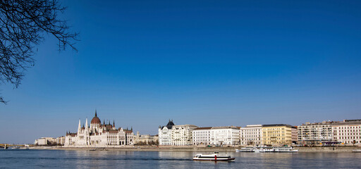 Fototapeta na wymiar Cityscape with Building of Hungarian Parliament