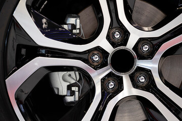 Obraz na płótnie Canvas Car alloy wheel with brake calliper
