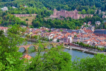 Fototapeta na wymiar panoramic view of Heidelberg from the Philosophenweg - old town of Heidelberg with the castle and the Old Bridge, Baden Wuerttemberg, Germany