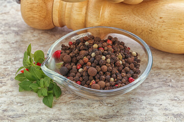 Peppercorn mix heap in the bowl