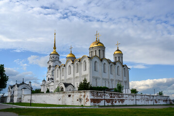Fototapeta na wymiar The Assumption Cathedral of the 12th century in Vladimir, Russia