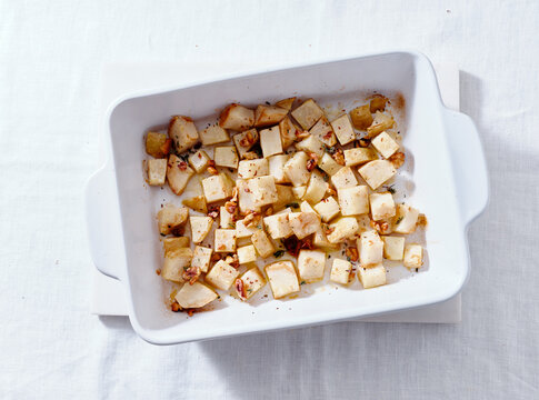 Roasted celery root with walnuts