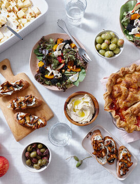Festive vegetarian dinner