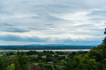 Fototapeta premium plein air over water with greenery