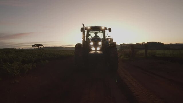 Trator maquinas agr&iacute;colas fazenda