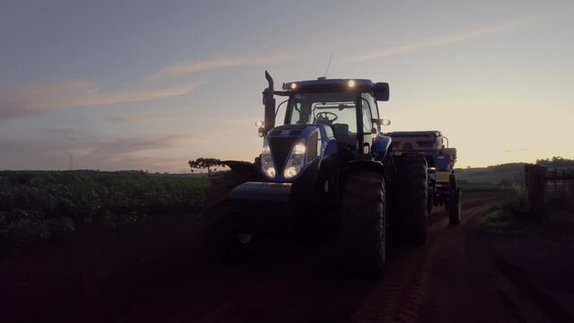 Trator maquinas agr&iacute;colas fazenda