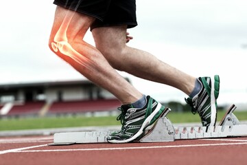 Runner experiencing knee pain