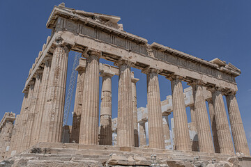 Obraz premium he Parthenon, the former temple on the Acropolis of Athens dedicated to the Goddess of Athena, the long lasting symbol of Ancient Greece, Athens, Greece