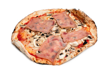 Deliziosa pizza boscaiola con prosciutto cotto e funghi, cibo italiano 