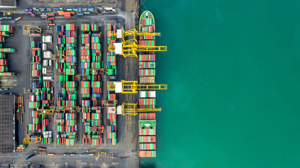 Container ship global business company freight shipping import export logistic and transportation by container ship, Container ship cargo freight shipping maritime transport international worldwide. - obrazy, fototapety, plakaty