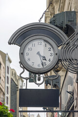 Fototapeta na wymiar Public Wall Clock