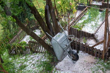 Hagel . Unwetter : Hail . Thunderstorm