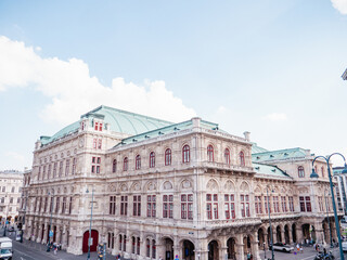Fototapeta na wymiar Vienna Operahouse (Wiener Staatsoper) on a sunny day in Vienna, Austria