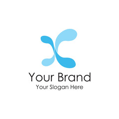 simple initial water logo premium