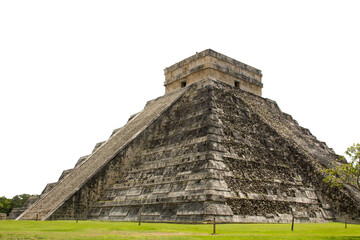 Fototapeta na wymiar Chichen Itza El Castillo Kukuklan Temple, acient culture, Mexico Yukatan.