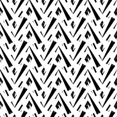 Brush strokes horizontal zigzag stripes print. Freehand chevron lines seamless pattern. Hand drawn background. Simple classic geometric ornament. Trendy grunge design