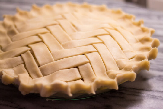 Close-up of pie in plate on table