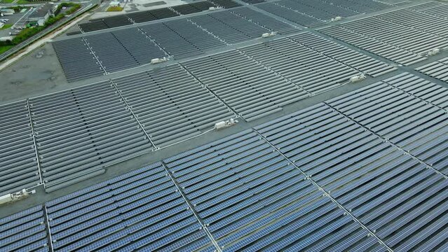 再生可能エネルギー　太陽光発電　空撮