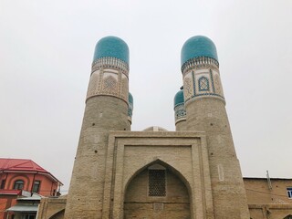 Obraz premium [Uzbekistan] Exterior of The Chor Minor Madrasa (Madrasa of Khalif Niyaz kul) in Bukhara