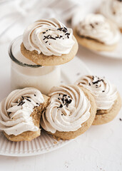 cookies with butter cream nutmeg sweet dessert cafe
