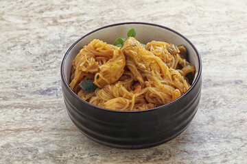 Wok Udon with chicken curry