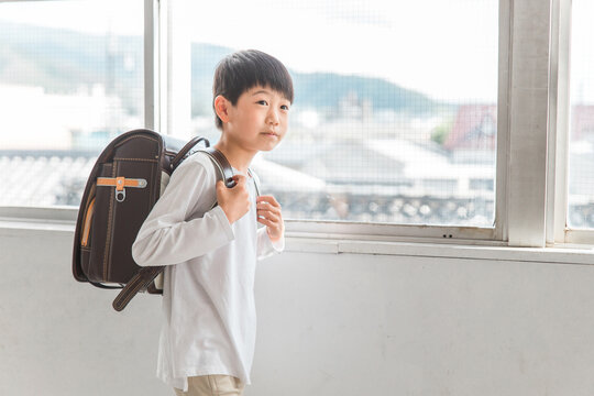 背負う の画像 16 228 件の Stock 写真 ベクターおよびビデオ Adobe Stock