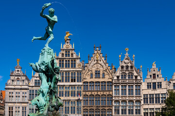 Fototapeta na wymiar “Grote Markt“ – the main market square in Antwerp Belgium with its historic fountain and picturesque facades and pediment gables is a world heritage monument and tourist attraction in diamond capital.