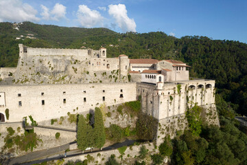 Fototapeta na wymiar Malaspina Castle in the municipality of Massa Toscana