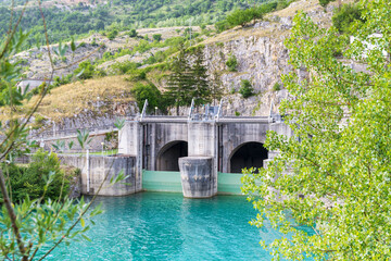 Naklejka premium The dam of the lake of Barrea, Abruzzo, Italy