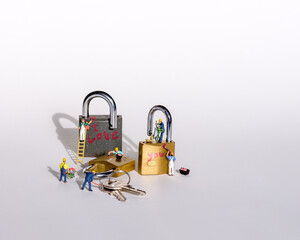 Miniatures of painters - Keys, locks with little people