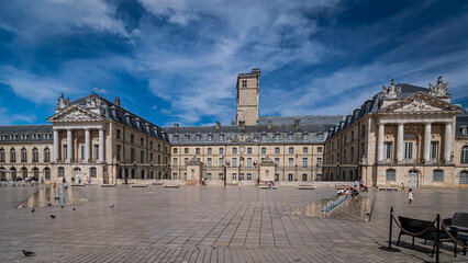 Fototapeta na wymiar Herzogenpalast Dijon