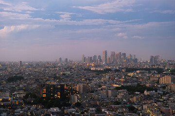 東京都世田谷区 三軒茶屋...