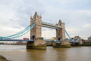 Fototapeta na wymiar The main attractions of England: Tower Bridge in London, the UK