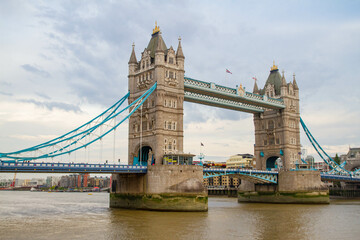 Fototapeta na wymiar Tower Bridge in London. The main attractions of England