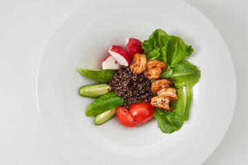 appetizer with shrimp and vegetables