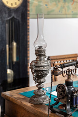 Fashioned table lamp 