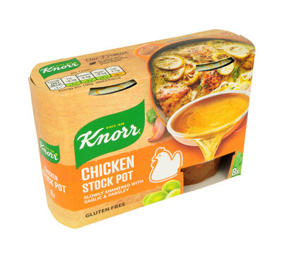 Knorr chicken stock pots with garlic and parsley in an eight pot pack