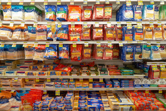 CHICAGO, IL - CIRCA MARCH, 2016: inside Jewel-Osco store. Jewel-Osco is a supermarket chain headquartered in Itasca, Illinois, a Chicago suburb.
